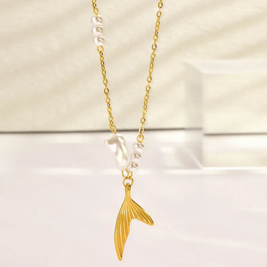 Wholesale Jewelry Casual Simple Style Shell Fish Tail Titanium Steel Pearl Pendant Necklace