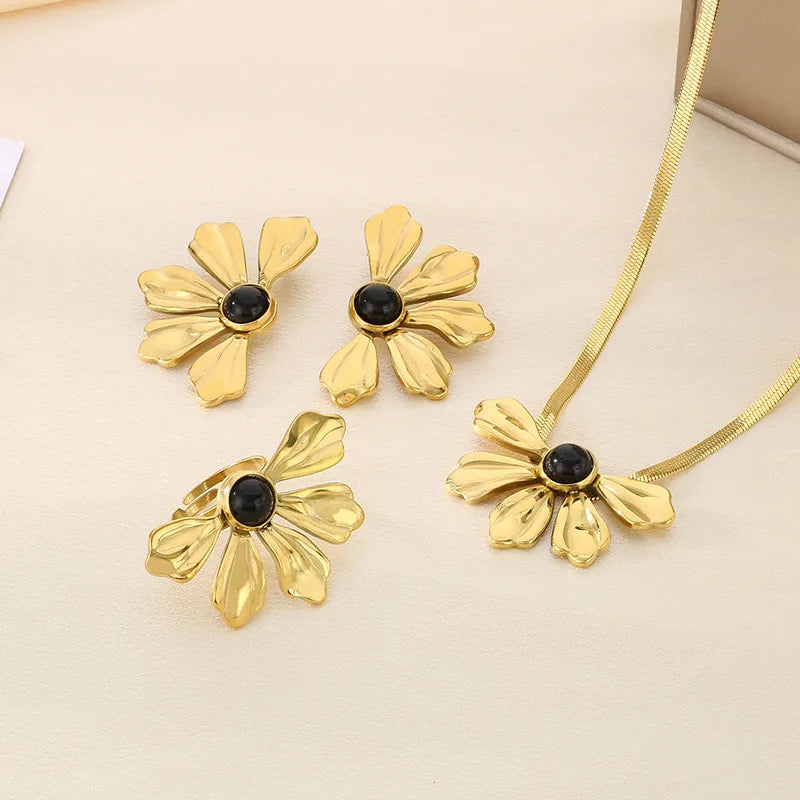 Wholesale Jewelry Elegant Classical Vintage Style Flower 304 Stainless Steel 18K Gold Plated Rings Earrings Necklace