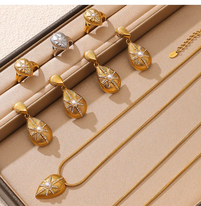 Wholesale Jewelry Elegant French Style Eight Awn Star Water Droplets Lines 304 Stainless Steel Artificial Pearls Rhinestones 18K Gold Plated Inlay Rings Earrings Necklace