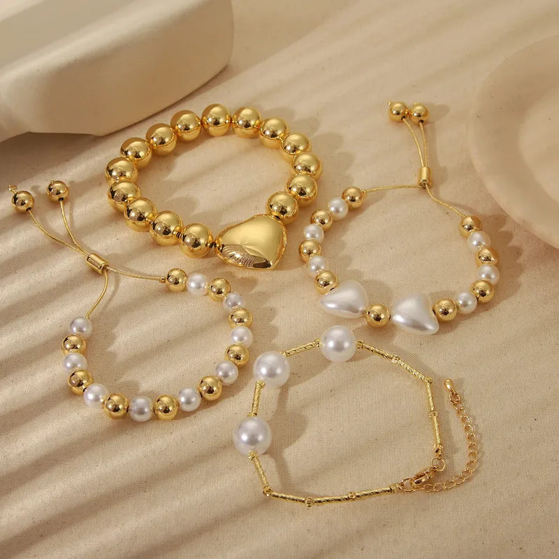 Wholesale Jewelry Elegant Heart Shape Copper 18K Gold Plated Beaded Imitation Pearl Plating Bracelets