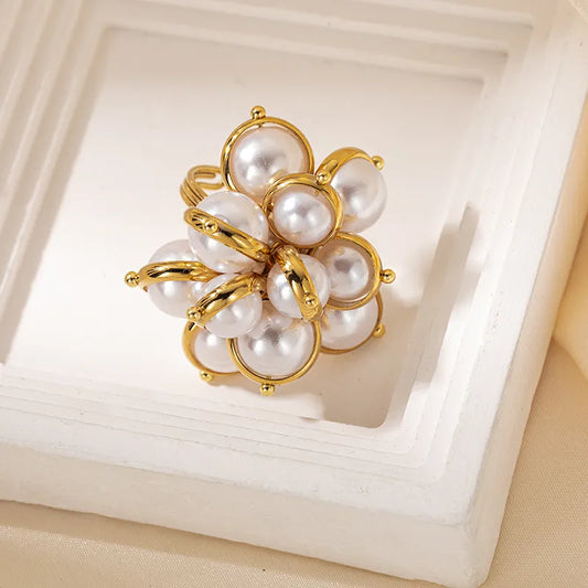 Wholesale Jewelry Elegant Lady Classic Style Flower 304 Stainless Steel Pearl 14K Gold Plated Plating Inlay Rings