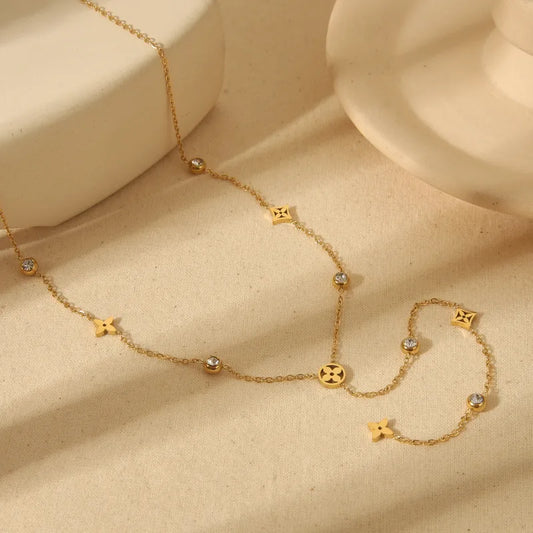 Wholesale Jewelry Elegant Romantic Four Leaf Clover Flower 304 Stainless Steel Zircon 18K Gold Plated Pendant Necklace