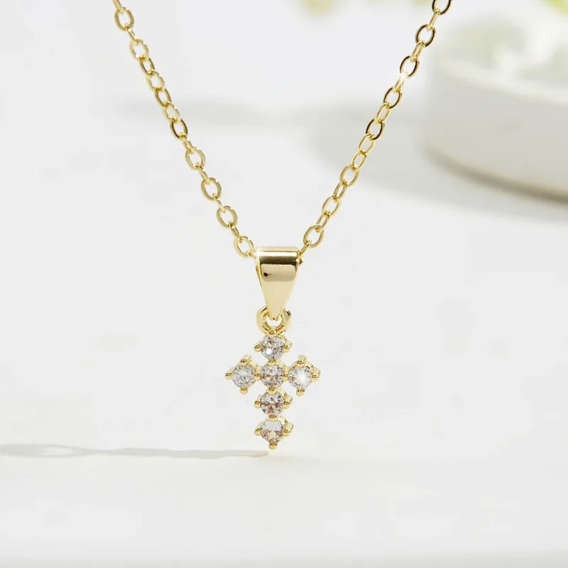 Wholesale Jewelry Elegant Shiny Cross Copper Zircon 18K Gold Plated Pendant Necklace