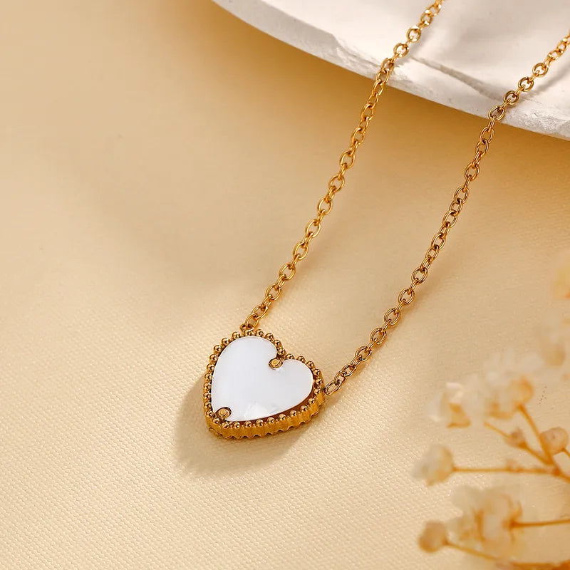 Wholesale Jewelry Elegant Simple Style Heart Shape 304 Stainless Steel 18K Gold Plated Plating Pendant Necklace