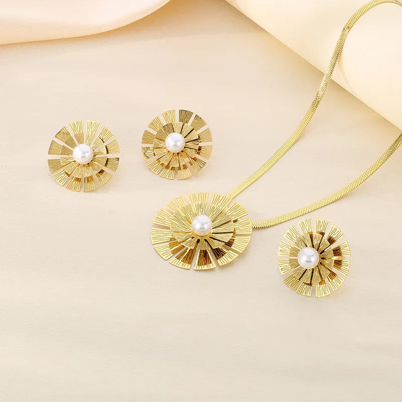 Wholesale Jewelry Elegant Vintage Style Flower 304 Stainless Steel 18K Gold Plated Rings Earrings Necklace