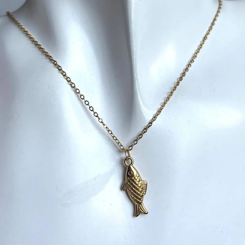 Wholesale Jewelry Hip-Hop Simple Style Fish 304 Stainless Steel Copper 18K Gold Plated White Gold Plated Pendant Necklace Cable Chain