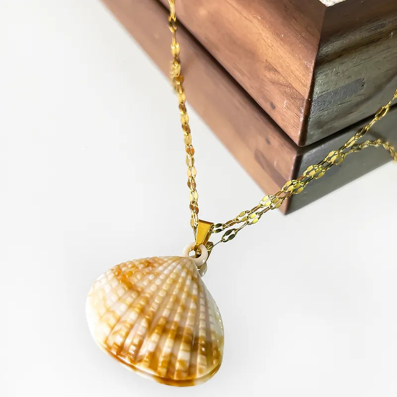 Wholesale Jewelry IG Style Beach Geometric Shell 316L Stainless Steel Arylic 18K Gold Plated Pendant Necklace