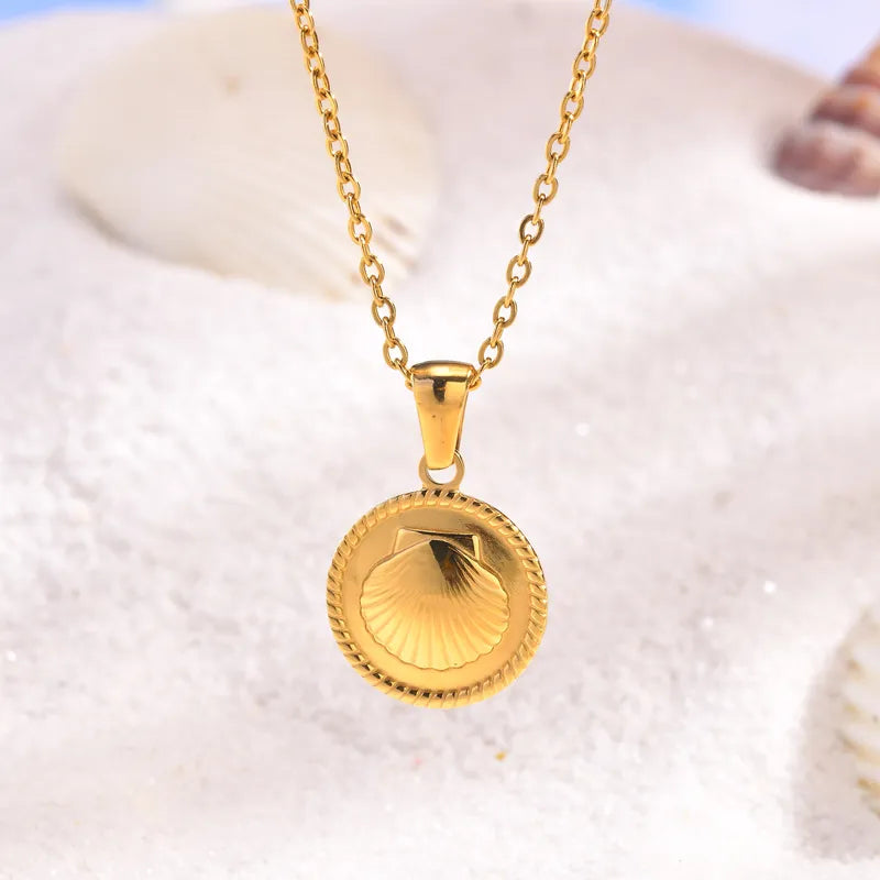 Wholesale Jewelry IG Style Beach Shell 201 Stainless Steel 18K Gold Plated Pendant Necklace