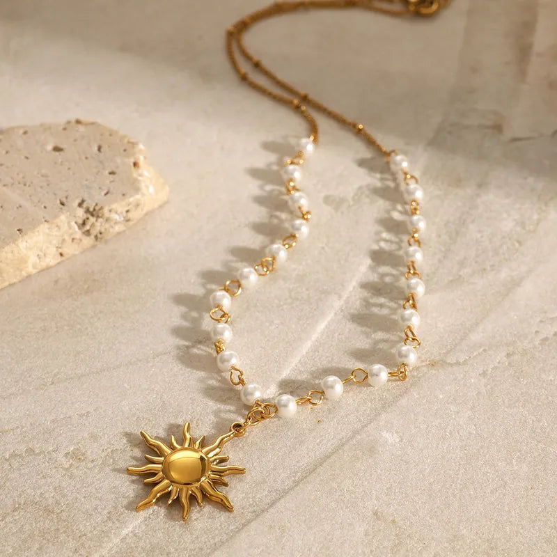 Wholesale Jewelry Simple Style Classic Style Sun 304 Stainless Steel Artificial Pearls Inlay Pendant Necklace