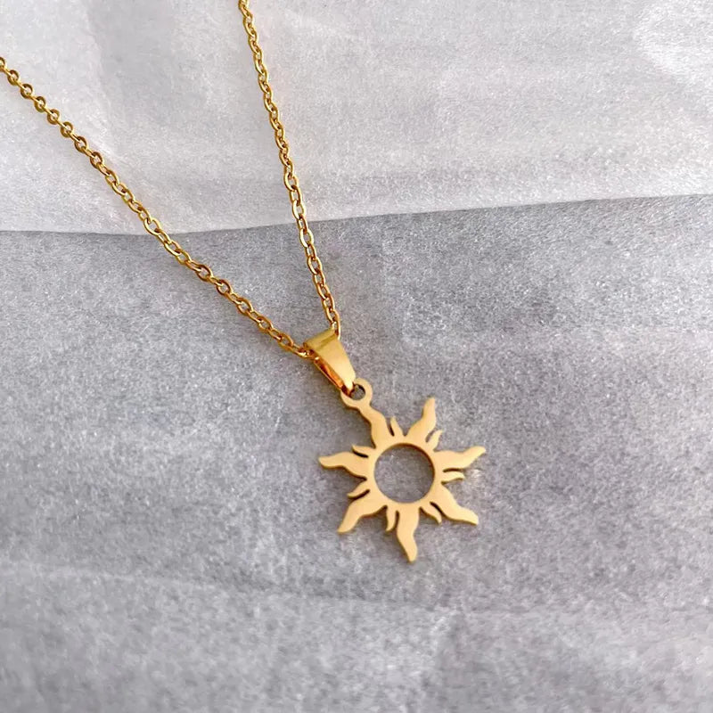 Wholesale Jewelry Simple Style Classic Style Sun Titanium Steel Plating Pendant Necklace