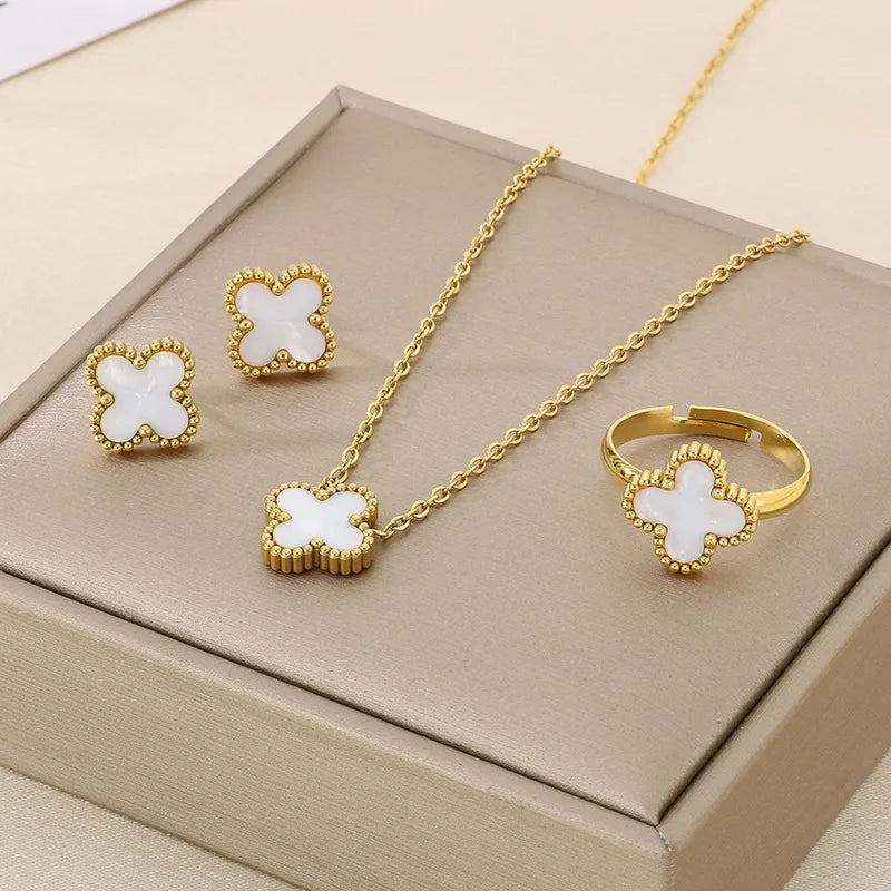 Wholesale Jewelry Simple Style Four Leaf Clover 304 Stainless Steel 18K Gold Plated Jewelry Set