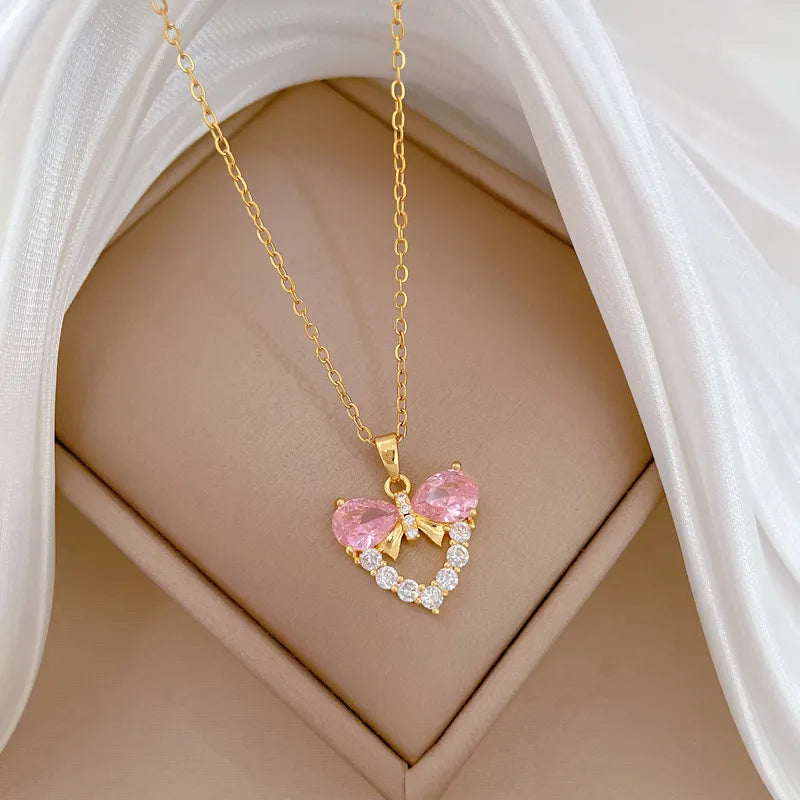 Wholesale Jewelry Sweet Heart Shape Bow Knot Titanium Steel Copper Zircon Gold Plated Inlay Pendant Necklace