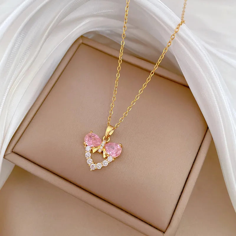 Wholesale Jewelry Sweet Heart Shape Bow Knot Titanium Steel Copper Zircon Gold Plated Inlay Pendant Necklace