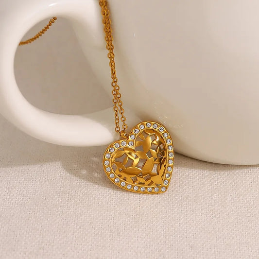 Wholesale Jewelry Vacation French Style Heart Shape 304 Stainless Steel Zircon 18K Gold Plated Pendant Necklace