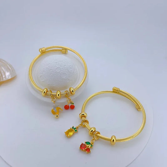 Wholesale Jewelry Vacation Modern Style Fruit Strawberry Banana Copper Zircon 18K Gold Plated Polishing Enamel Plating Bangle