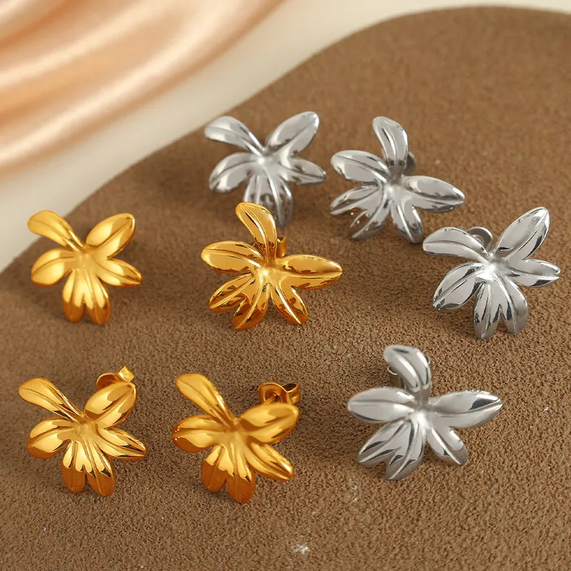 Women's Elegant Fashion Vintage Earrings Titanium Steel Plated 18K Gold Vertical Flower Leaf-Shapepd Stud Earrings Ornament