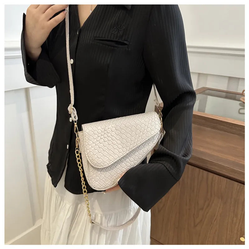 Women's Medium Pu Leather Solid Color Streetwear Square Magnetic Buckle Shoulder Bag Crossbody Bag