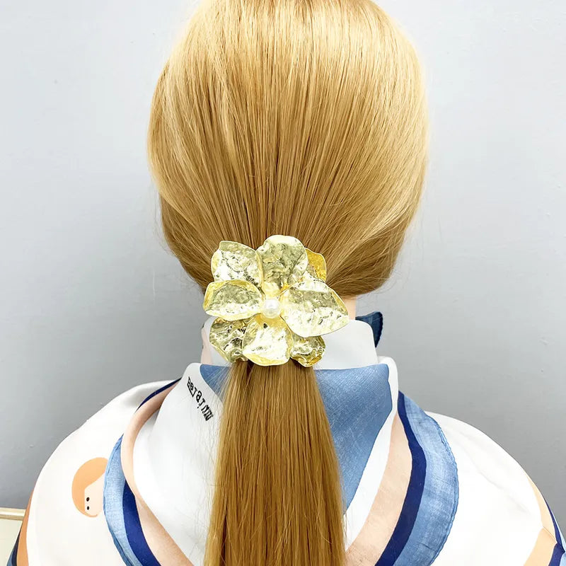 Women's Retro Flower Alloy Hair Tie